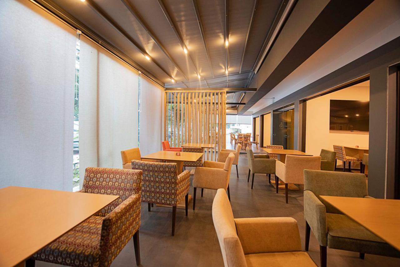 Falireon Hotel アテネ エクステリア 写真